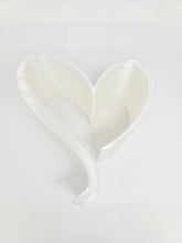 Load image into Gallery viewer, Cell Phone/Tablet Stand Heart Shaped Smartphones and Small Tablets Kindle Holder